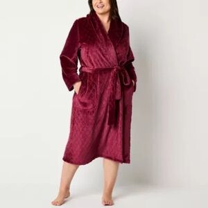 Liz Claiborne Women’s Fleece Long Sleeve Long Length Robe